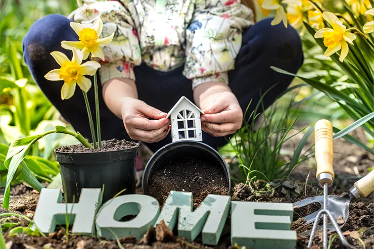 The Essential Spring Maintenance Checklist for Homeowners